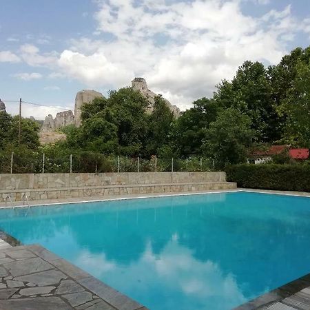 Meteora Garden Bed & Breakfast Kalampáka Ngoại thất bức ảnh
